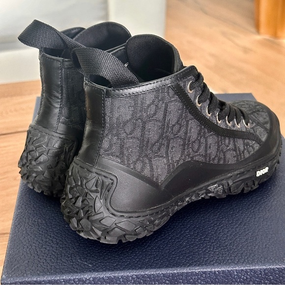 DIOR B28 HIGH BLACK/DARK GRAY SNEAKERS - Picture 10 of 11